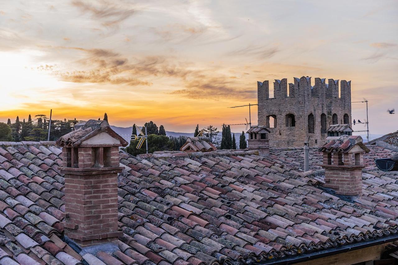 Villa Tra Cielo E Terra à Montefalco Extérieur photo